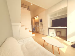 Sky House 4th image
