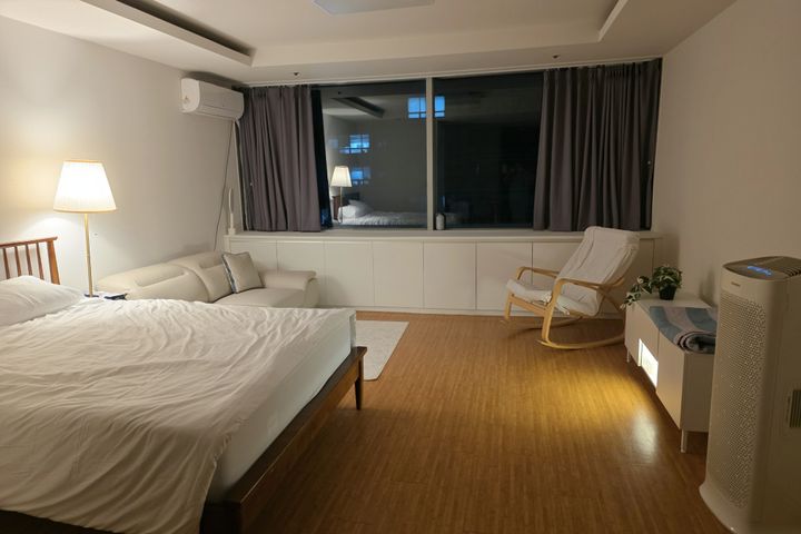 평촌역풀옵14평.침대2 2번째 이미지