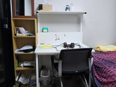 Male student looking for a studio apartment n 2th image