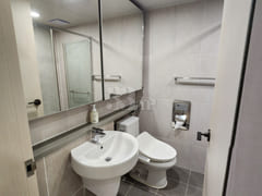 Fully furnished accommodation 1 minute from D 11th image