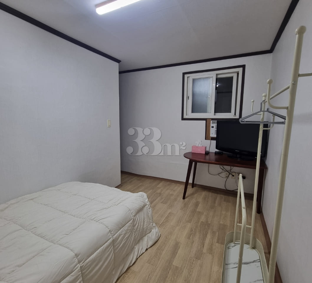StayUp Room 202 1th image