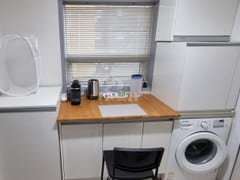 Fully furnished riverside studio, 2nd floor ( 3th image
