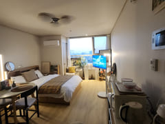 Hapjeong, Hongdae, Mangwon, Yeouido 4th image