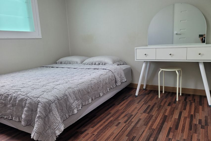 범어동:방2,거실