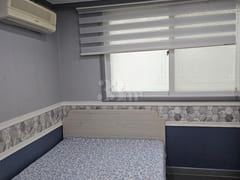 Convenient transportation and parking, studio 6th image