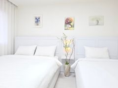 깔끔화이트 증산역 3룸 1번째 이미지