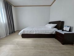Accommodation next to Songjeong Beach Pine Fo 1th image
