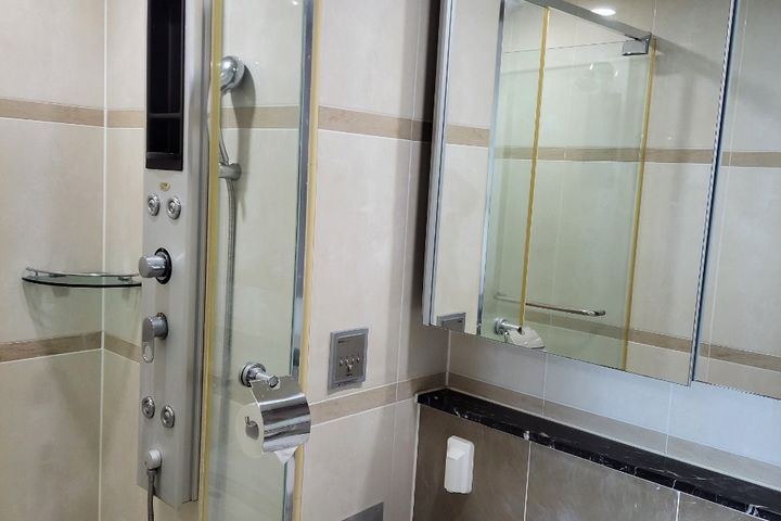 3-Room Ocean View – 10m from the Sea 16th image