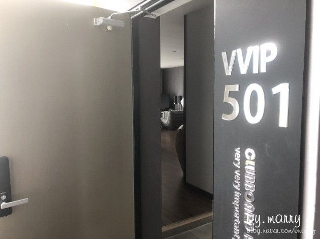 VVIP Duplex Rooftop 501 4th image