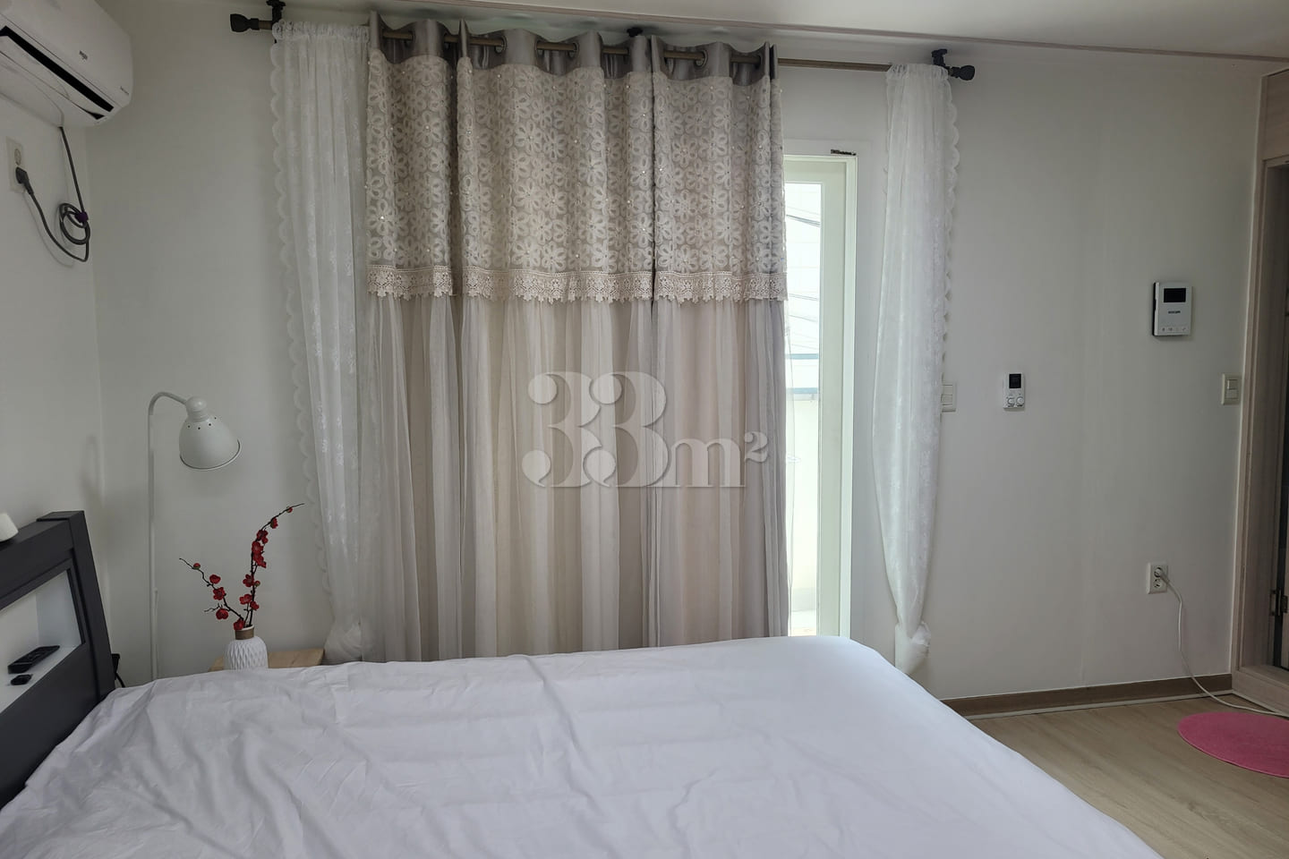 Seo Woo-yeon, Double Room 103 9th image