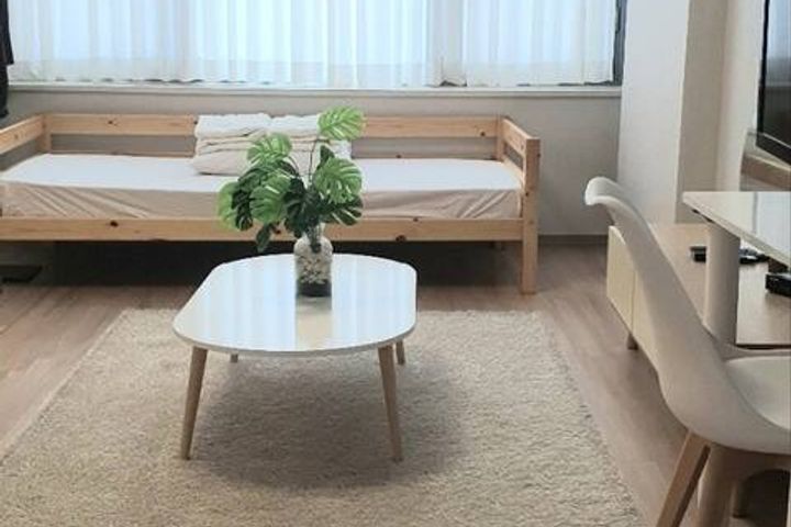 Nature House 4th image