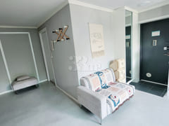 Two-room unit right next to the station in Bu 8th image