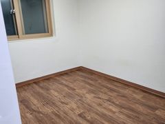 Hyunjeong Studio B 5th image