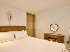 5th Floor_3 People, 2 Beds + Terrace 8th image