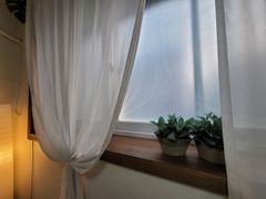 4. Fully renovated, 2 rooms with good natural 4th image