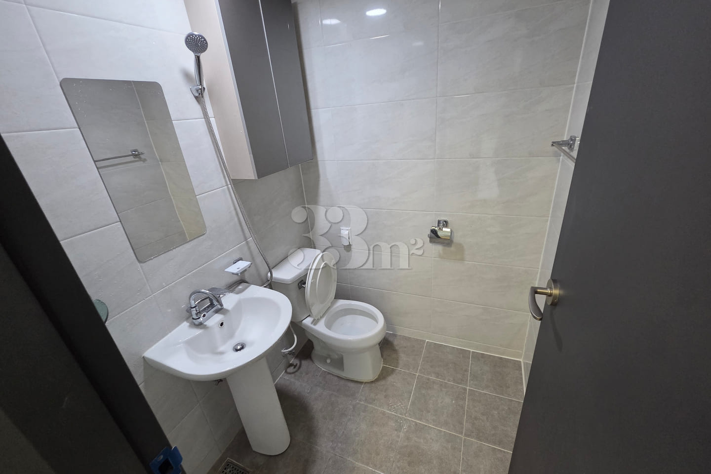 Studio apartment, 6-minute walk from Songtan  6th image