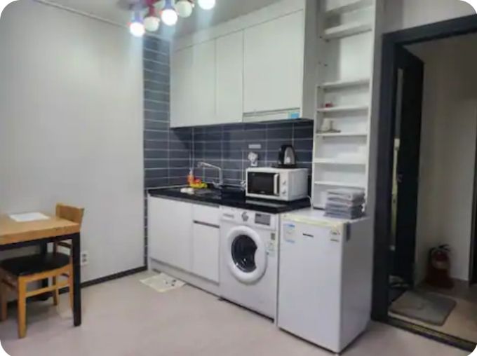 테라스가있는 통유리 방 4번째 이미지