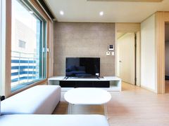 Two-bedroom apartment with full options, 5-mi 2th image