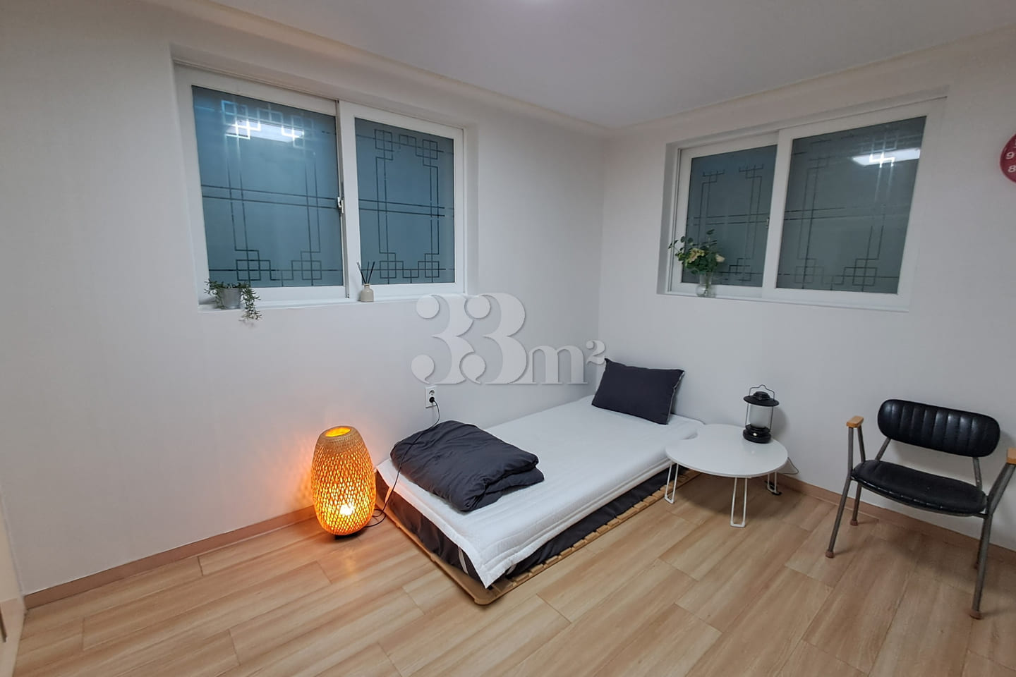 Spacious and clean room 5th image