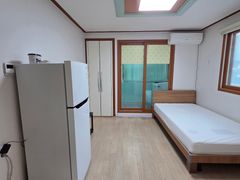 Neat studio apartment in Gokseon-dong, Suwon 1th image