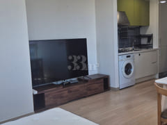 A month-long stay in a spacious house with an 6th image