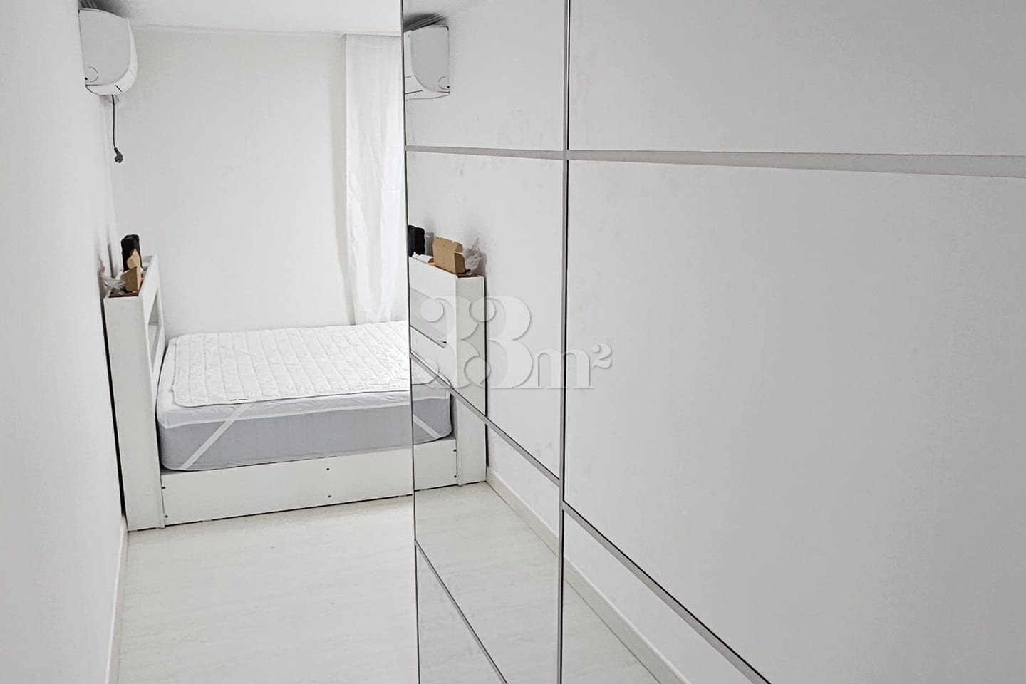 Stylish studio apartment on Dosan-daero 4th image