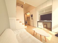 G House 15th image