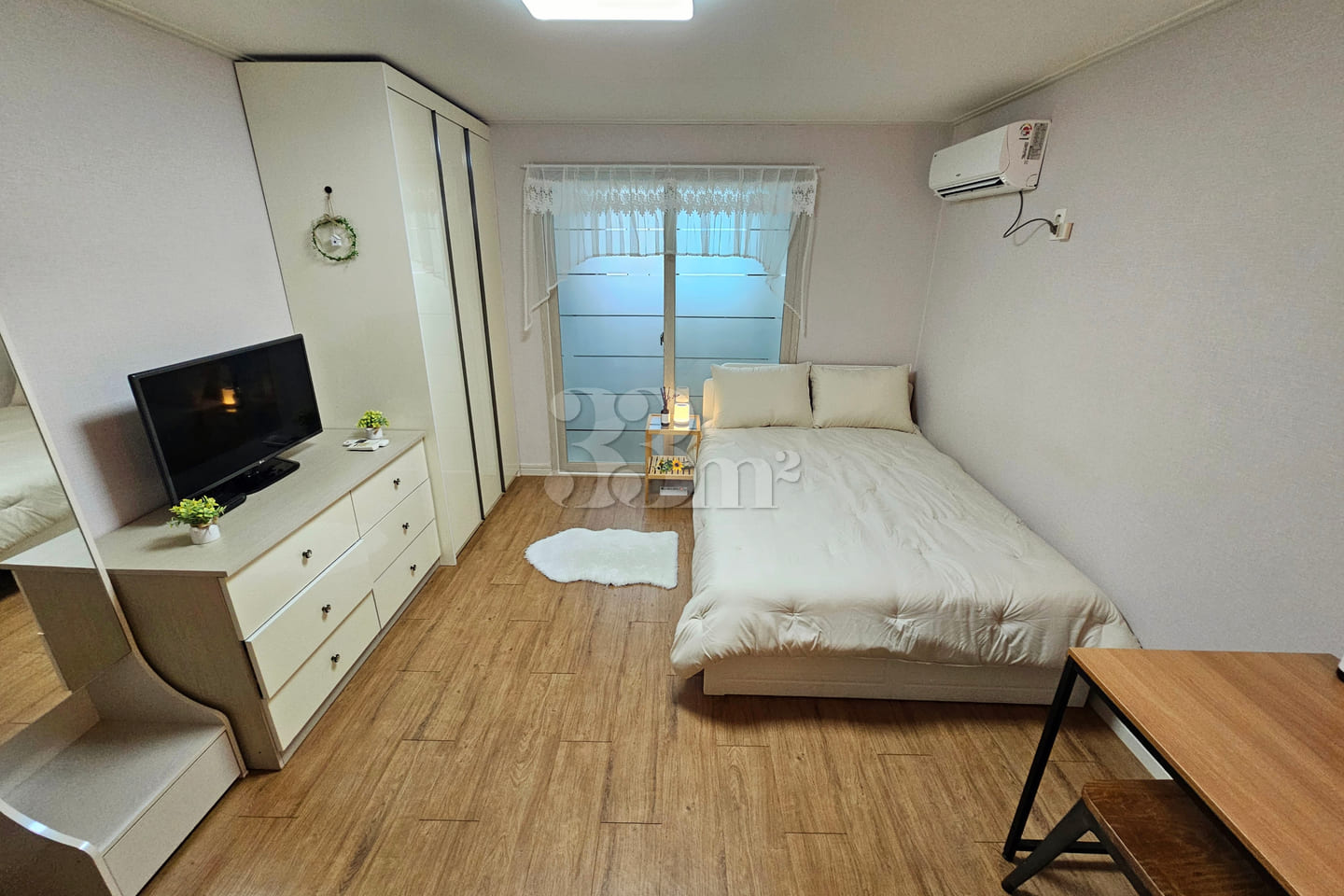 Suyeong Station Gwang-an Workation Room 3th image