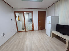 Affordable studio apartment near Suwon Statio 3th image