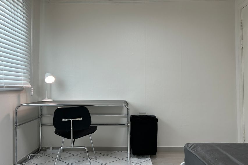 #57 홍대입구역 3룸