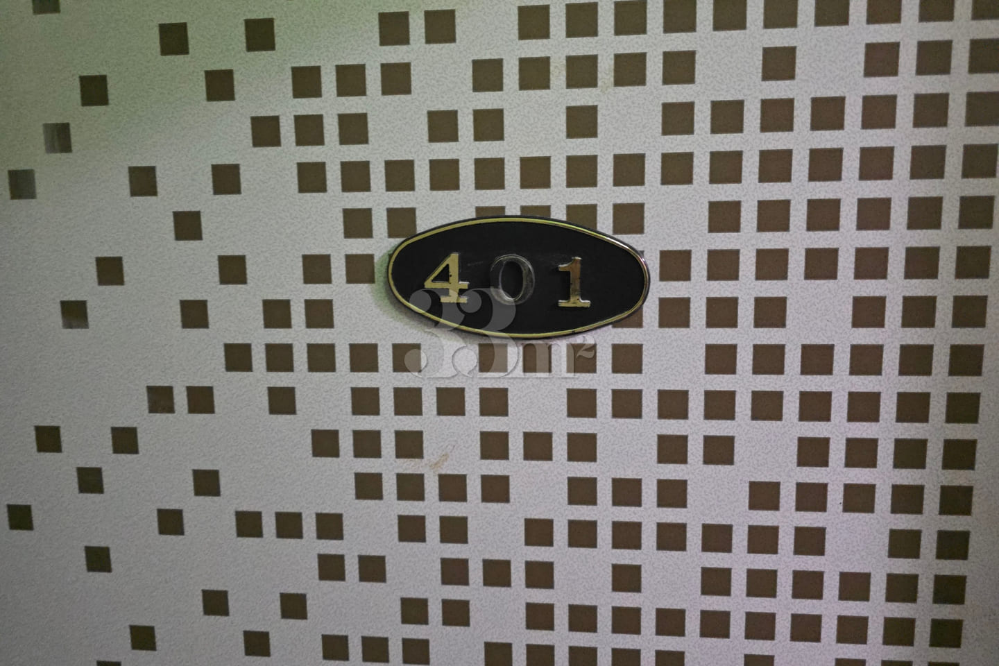 Room 401 0th image