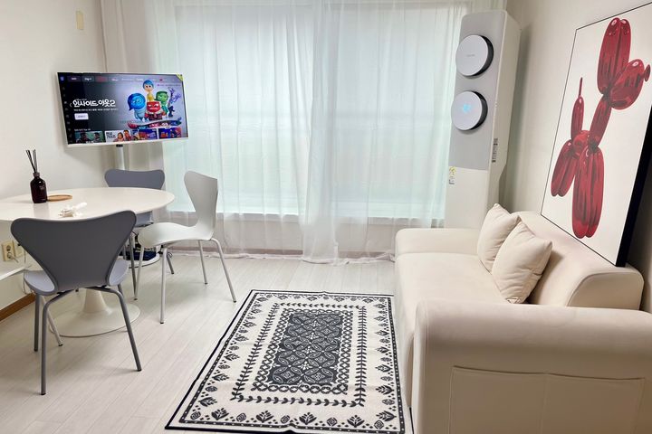 Two-room apartment near Seokchon Station (wit 4th image