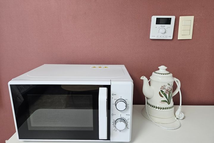 One-room apartment near Busan Dusil Station, 6th image