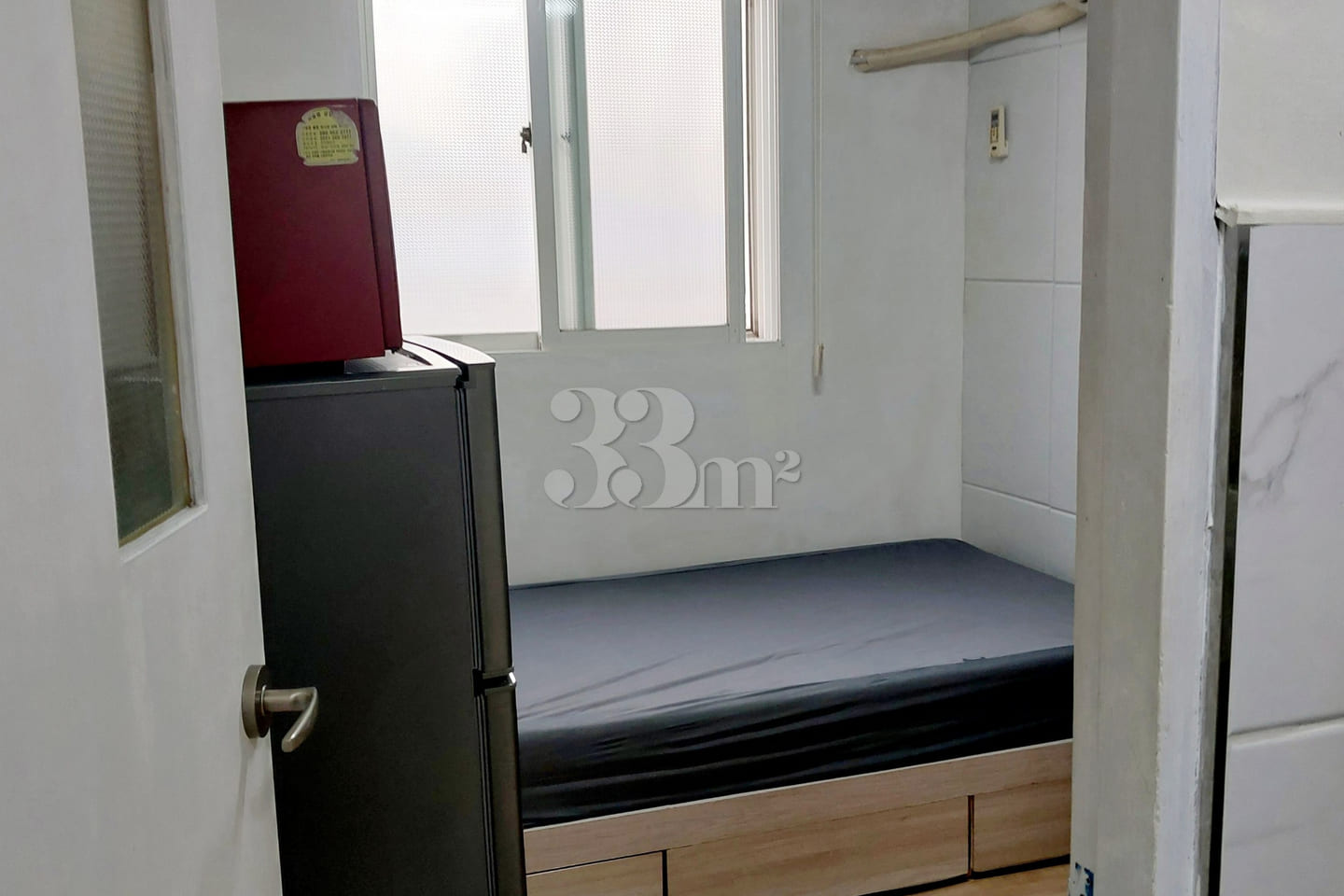 HM HOUSE 201 9th image