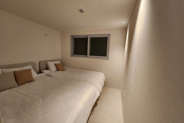 이태원 카페분위기 공간 14번째 이미지