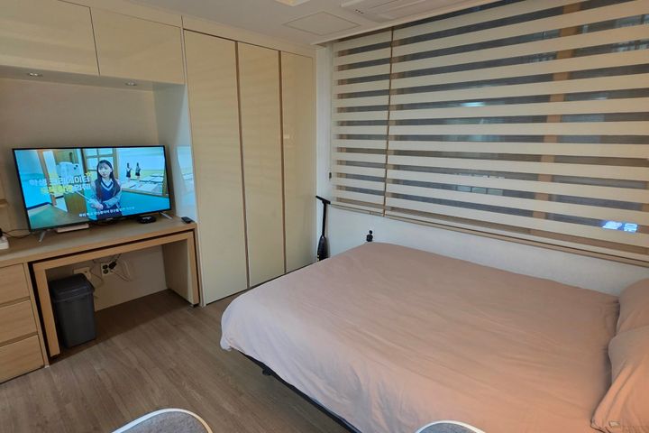 Lux 300 N 4번째 이미지