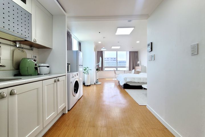 Dunsan, fully furnished with a great view 1th image