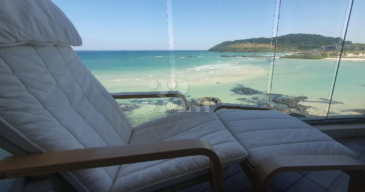 Best Ocean View in Hamdeok, Jeju 7th image