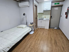 Best studio apartment in Bonggok-dong with to 3th image