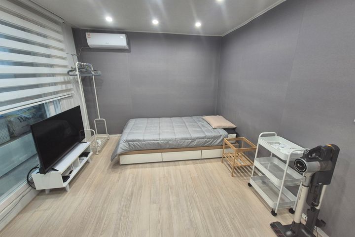 ๐ 2-Bedroom Unit near Gwangmyeong Sageori St 1th image