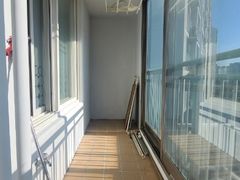 An apartment with incredible airflow 5th image