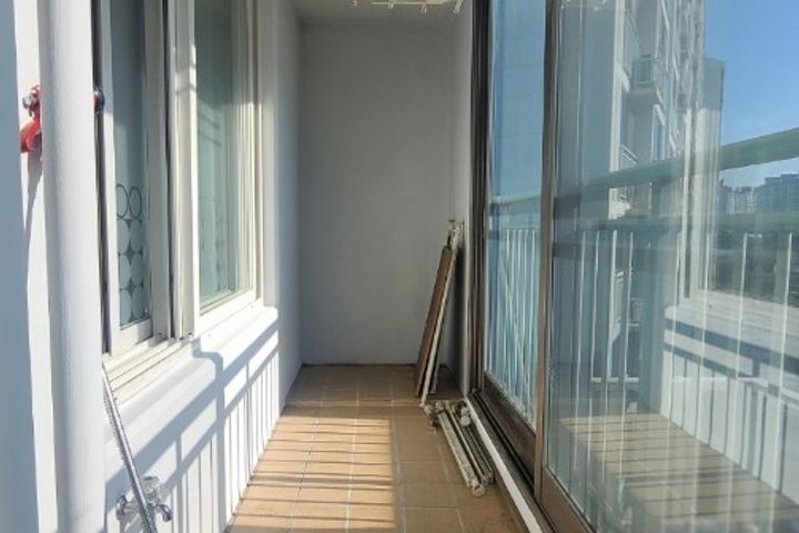 An apartment with incredible airflow 5th image