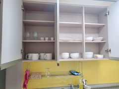 Spacious room, stylish room, close to the sta 7th image