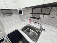 Two-room unit near the airport entrance, by t 7th image