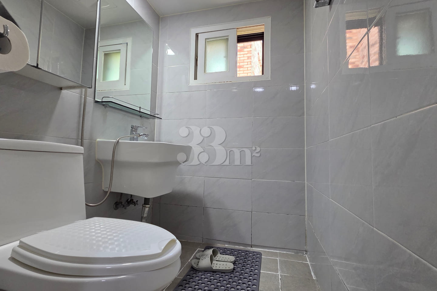 High-end, fully furnished studio near Byeongj 13th image