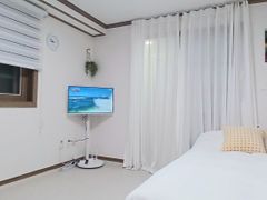 2층 화이트 원룸 0번째 이미지