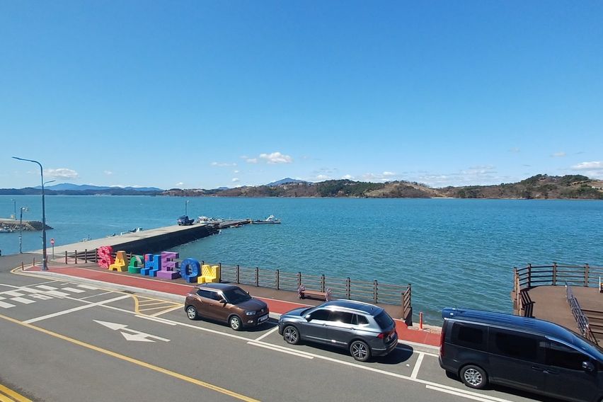 사천  선진리성벚꽃공원 7번째 이미지