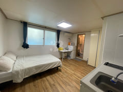 2 minutes from Nonhyeon Station (studio apart 2th image