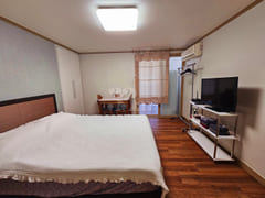 Studio Apartment (AIE) – 15 Minutes from Yeun 1th image