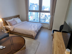 Hotel-style bedding / Right in front of Dongs 6th image